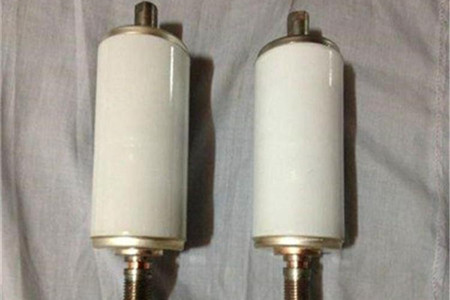 真空開關(guān)管安裝時(shí)必須注意哪幾點(diǎn)？